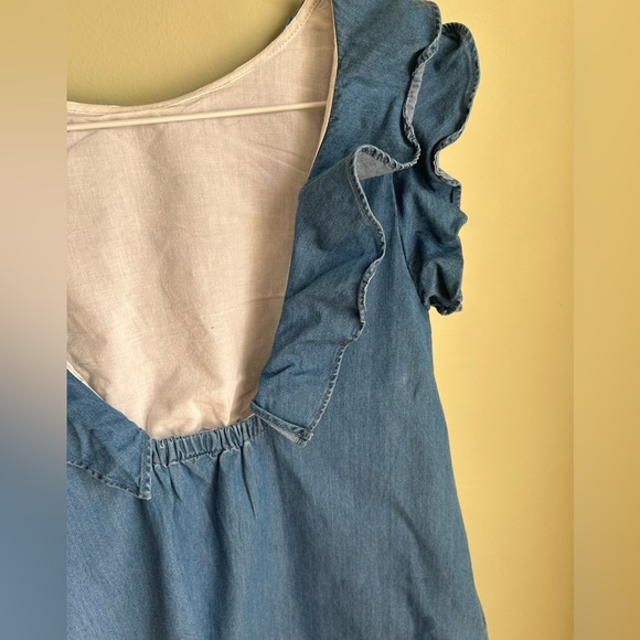 Crew cuts 10 light denim dress with back detail, pockets and flounce sleeve Nice - Picture 5 of 13